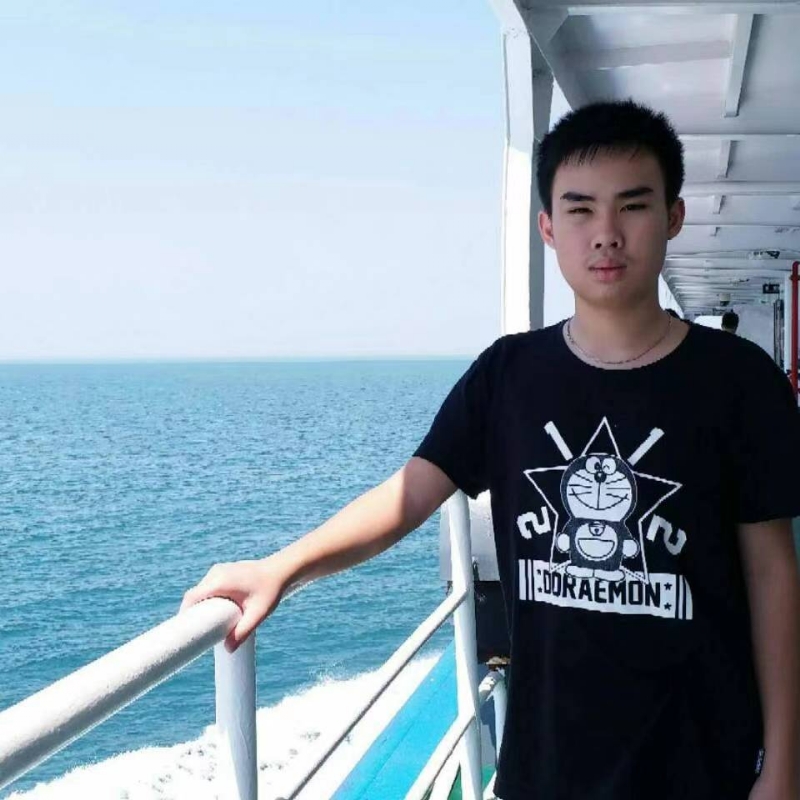 小绅士的第三张照片--包头相亲服务中心