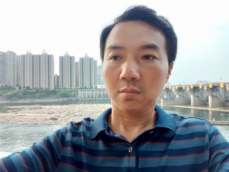 yangguang的第一张照片--包头相亲服务中心