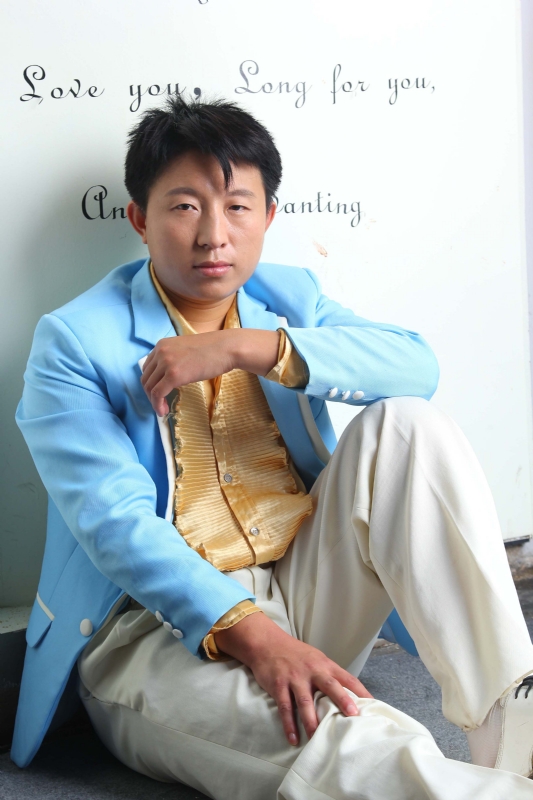 令狐四的第二张照片--包头相亲服务中心