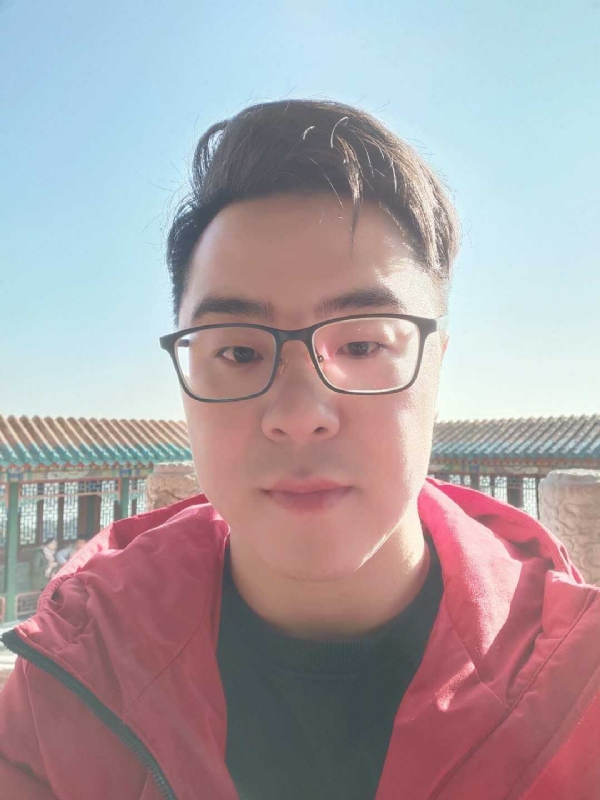 不爱吃竹子的小熊的第一张照片--包头相亲服务中心