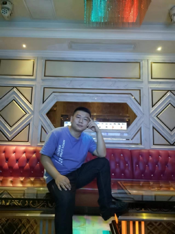 黄生的第四张照片--包头相亲服务中心