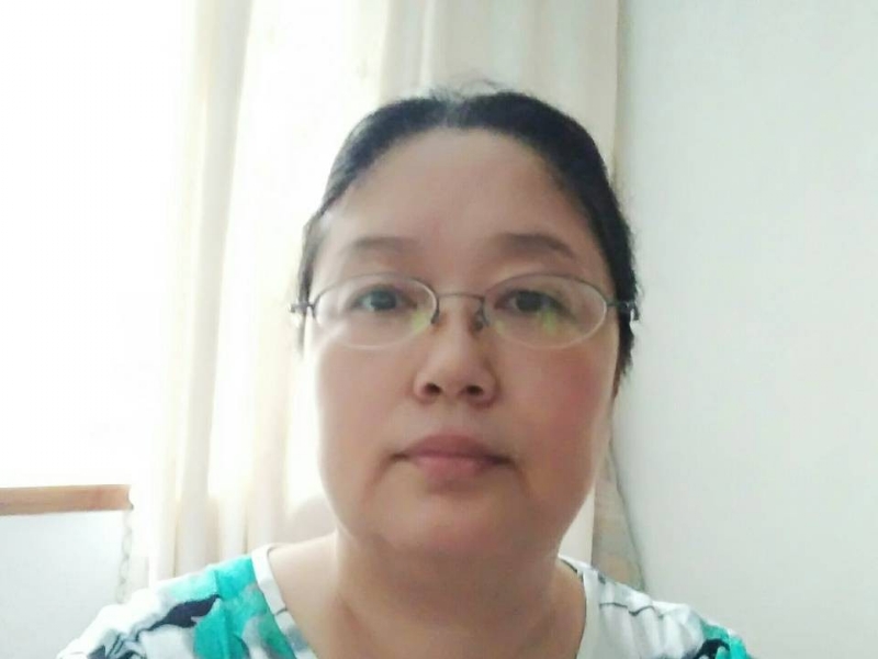 雨中漫步的第二张照片--包头相亲服务中心