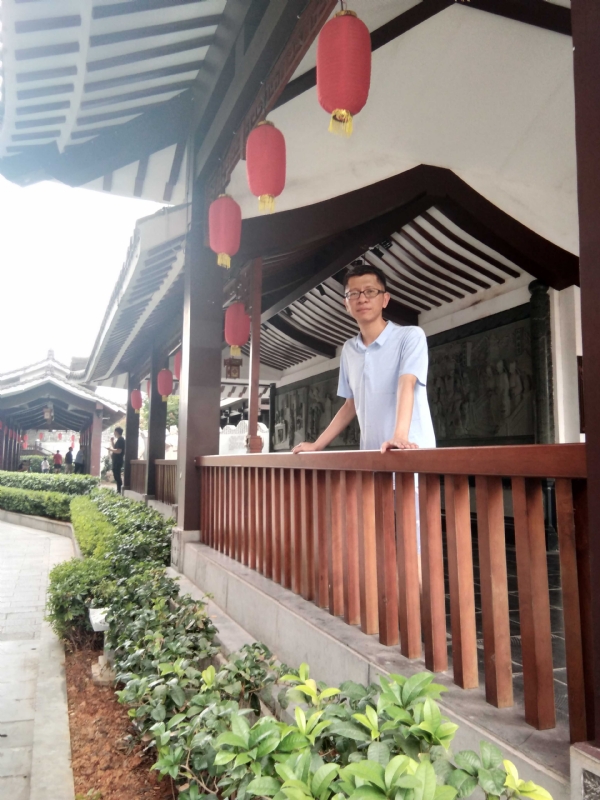 lijian的第一张照片--包头相亲服务中心