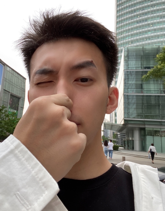 绝世大冤种的第四张照片--包头相亲服务中心