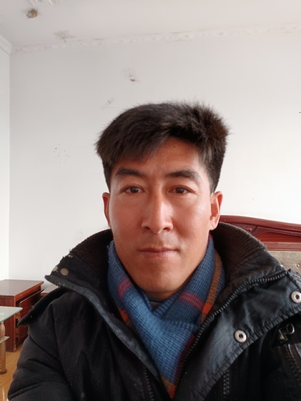 愉快心情的第一张照片--包头相亲服务中心