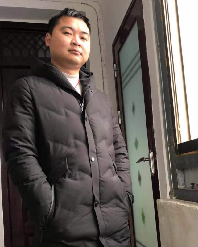 末端的第二张照片--包头相亲服务中心