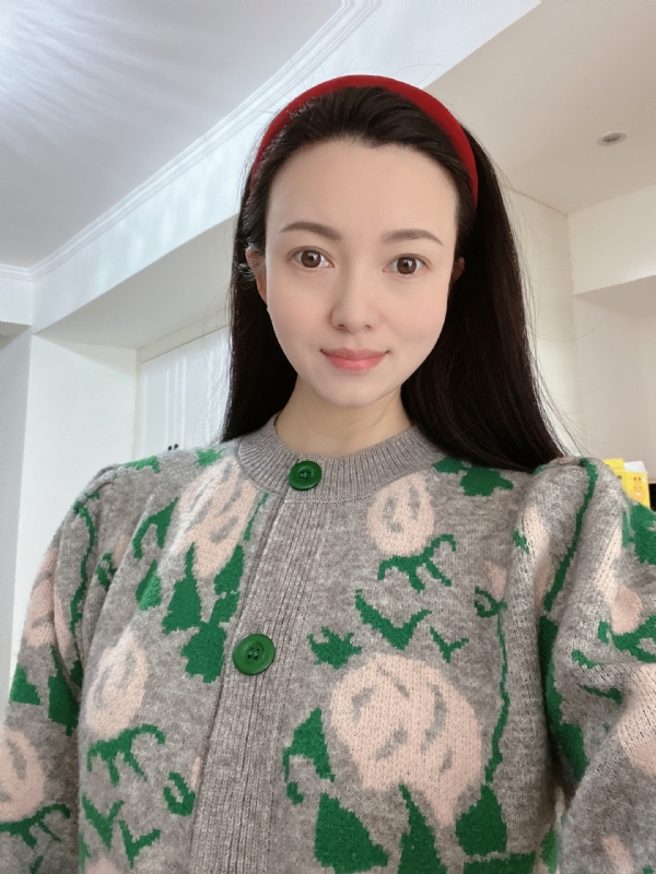 冬儿的第一张照片--包头相亲服务中心