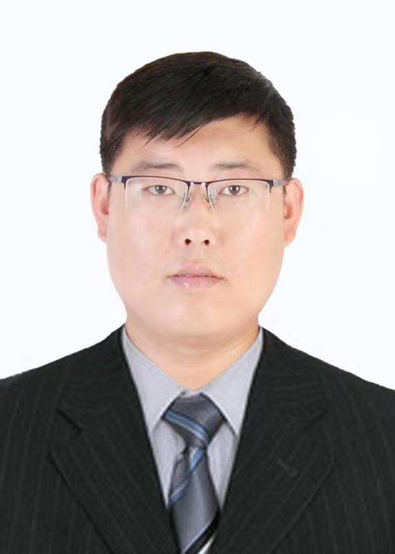 我轻轻地来了的第二张照片--包头相亲服务中心