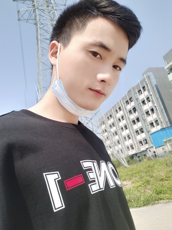 何凡的第一张照片--包头相亲服务中心