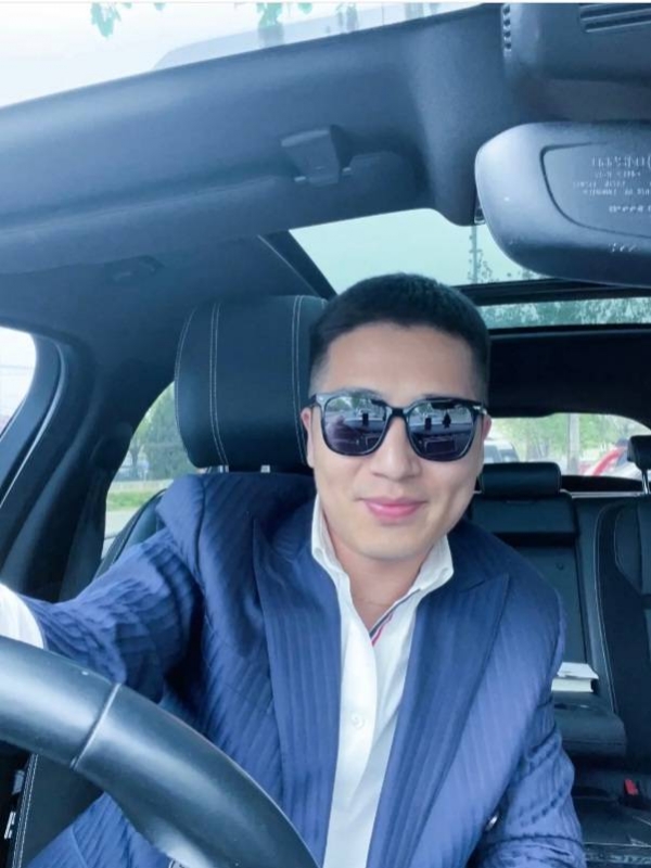 Andy的第一张照片--包头相亲服务中心