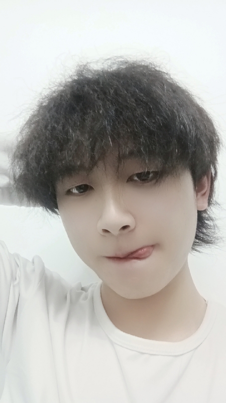 晓傑的第二张照片--包头相亲服务中心