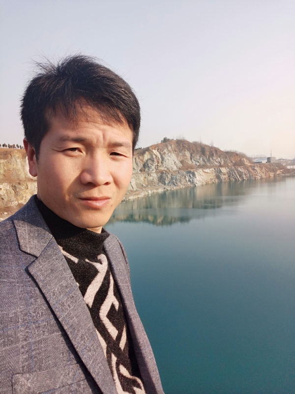 寒夜的第二张照片--包头相亲服务中心