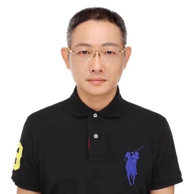 邱先森的第一张照片--包头相亲服务中心