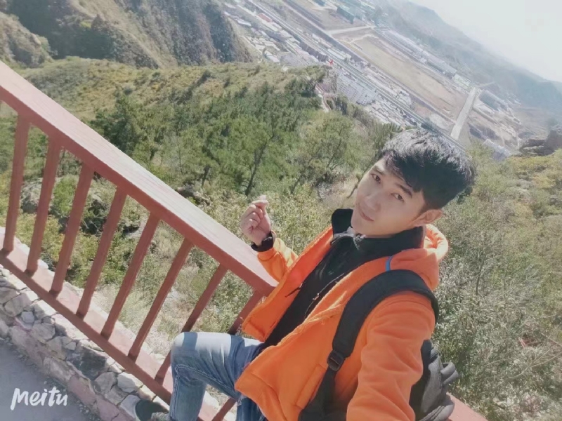 小啊鹏的第一张照片--包头相亲服务中心