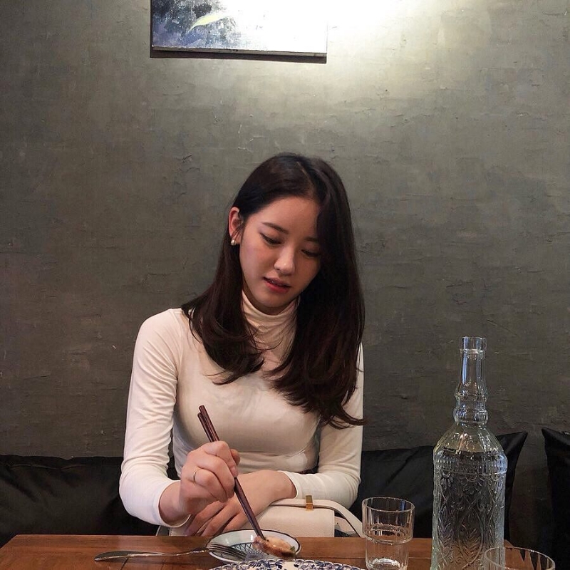 贵阳萧萧姐的第一张照片--包头相亲服务中心