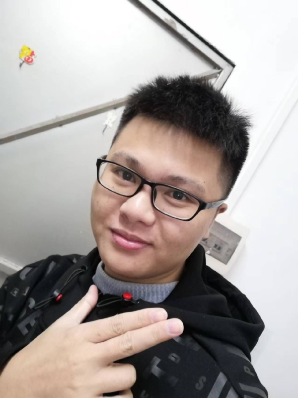 小小梦执的第一张照片--包头相亲服务中心