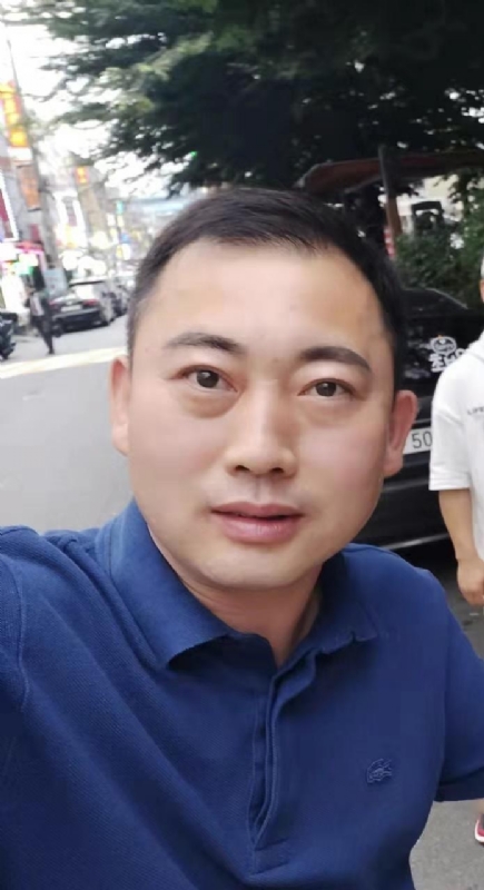 李龙的第一张照片--包头相亲服务中心