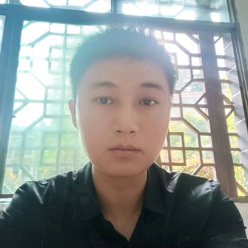 枫叶的第一张照片--包头相亲服务中心