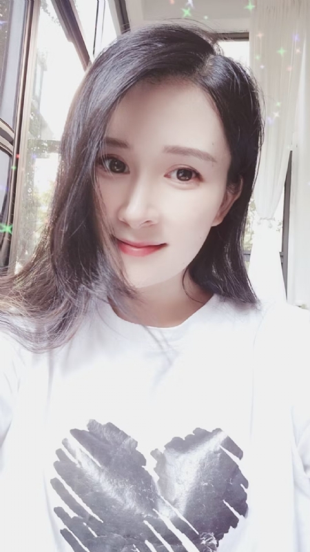 晨曦的第二张照片--包头相亲服务中心