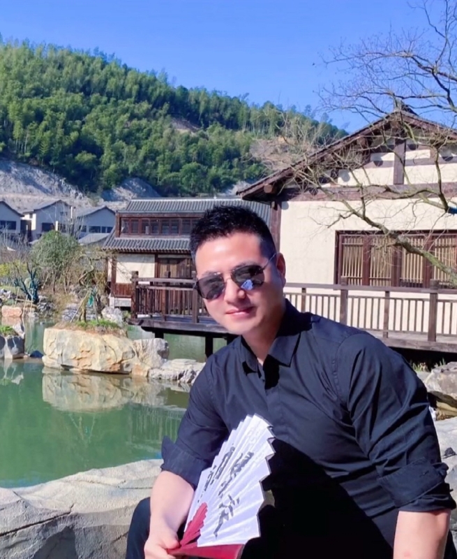 勿忘初心的第二张照片--包头相亲服务中心