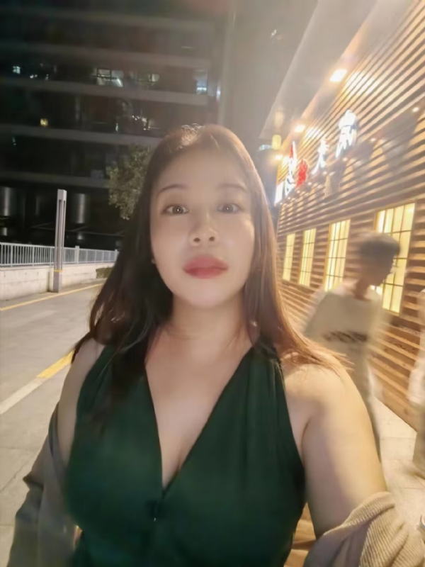 叶子青青的第四张照片--包头相亲服务中心