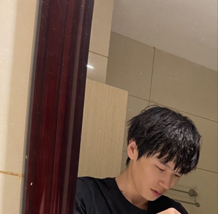 无眠的第一张照片--包头相亲服务中心