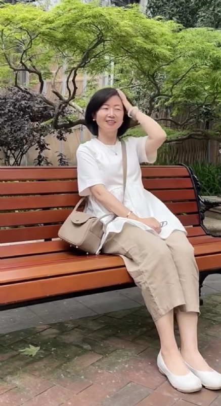 千年老母猪的第三张照片--包头相亲服务中心