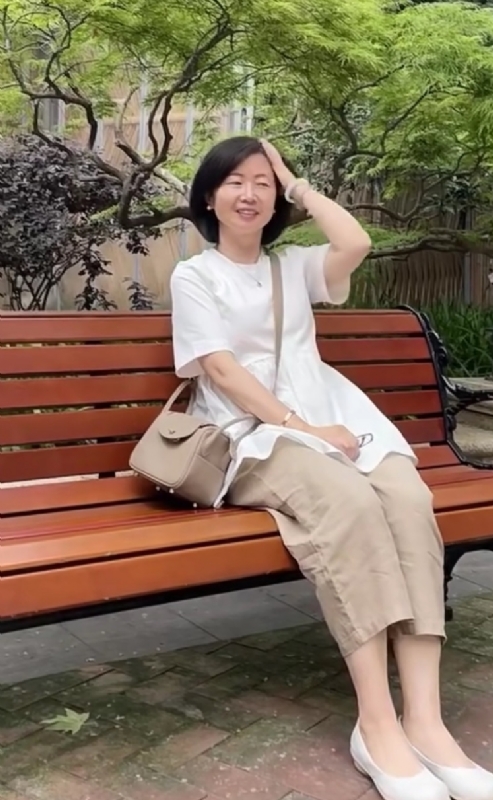 千年老母猪的第五张照片--包头相亲服务中心