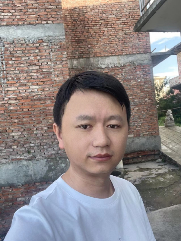 行人的第一张照片--包头相亲服务中心