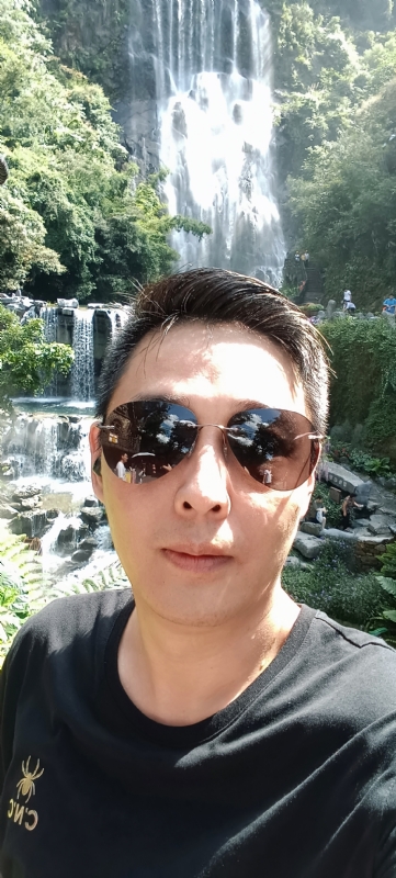 小小帅哥的第二张照片--包头相亲服务中心