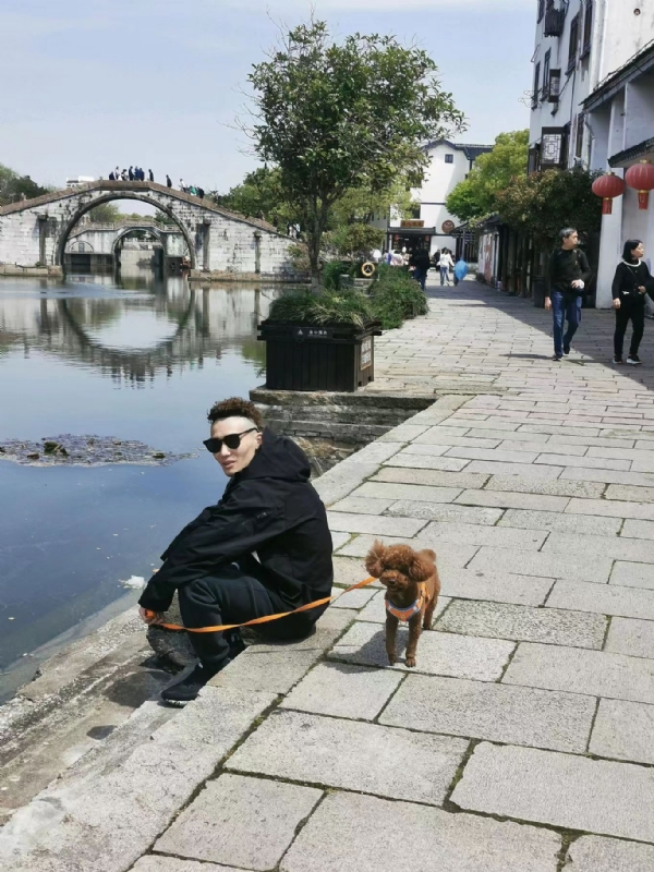 皮卡丘的第一张照片--包头相亲服务中心