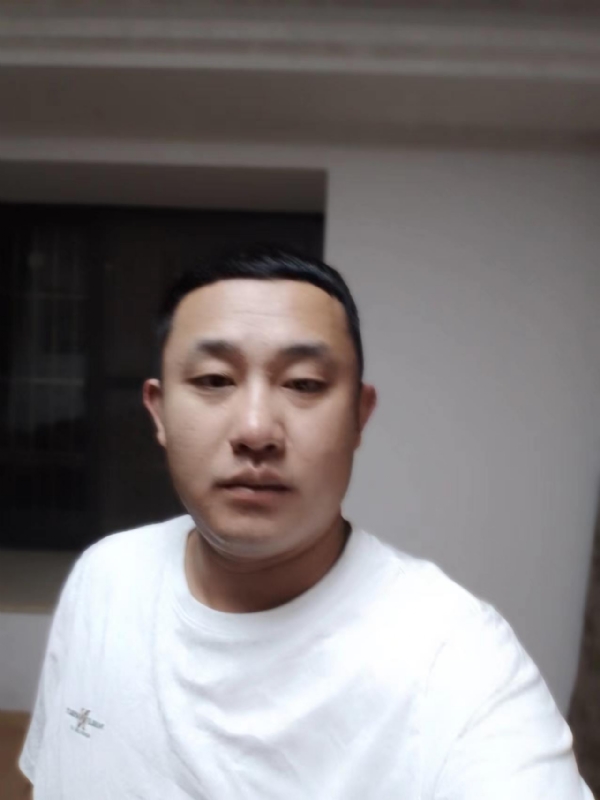 魔尊的第二张照片--包头相亲服务中心