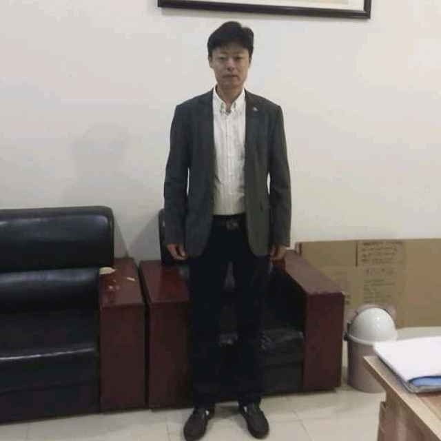 蓝天白云的第一张照片--包头相亲服务中心