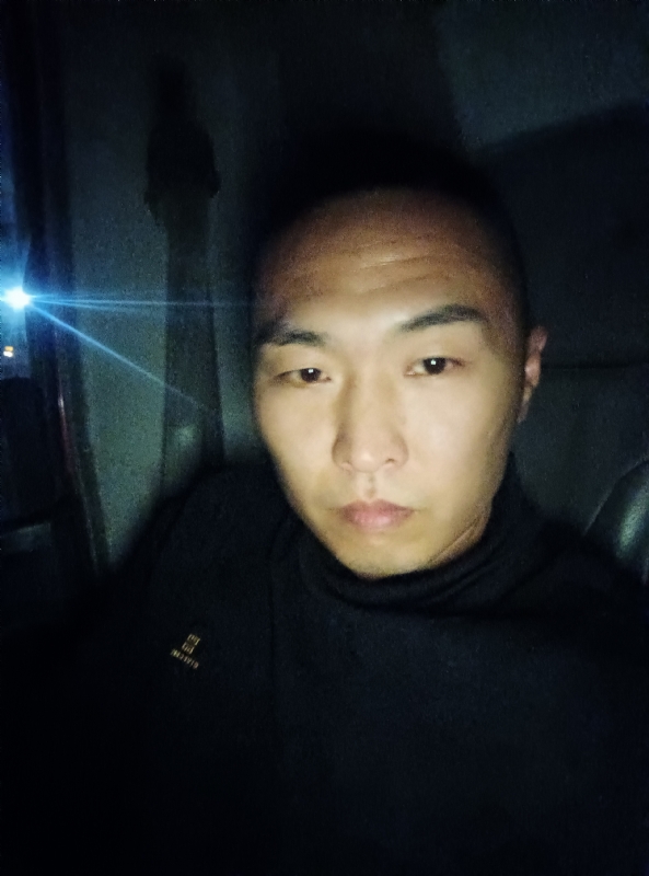 小小李的第一张照片--包头相亲服务中心