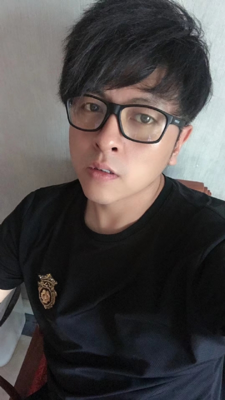 爱你永远不容易的第一张照片--包头相亲服务中心