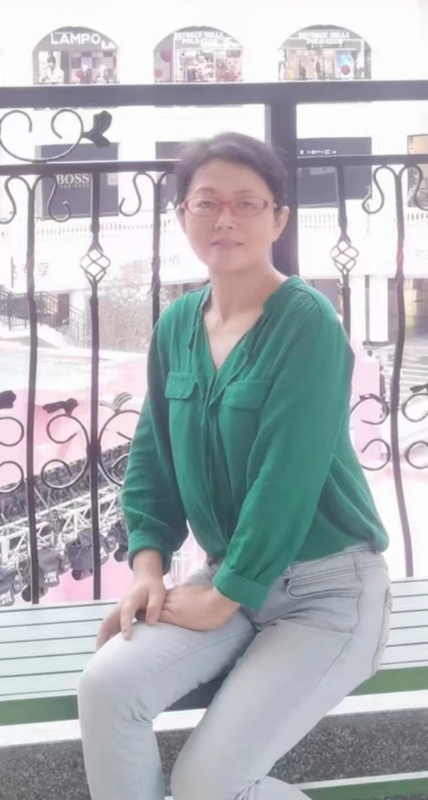 丽华的第一张照片--包头相亲服务中心