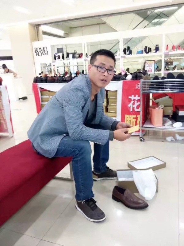 借我你的手的第一张照片--包头相亲服务中心