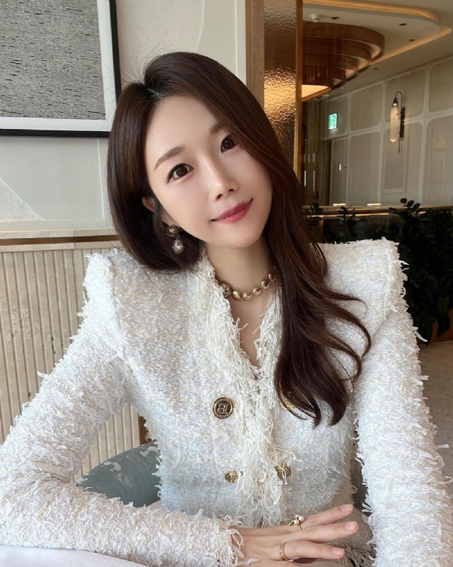 惠然的第一张照片--包头相亲服务中心