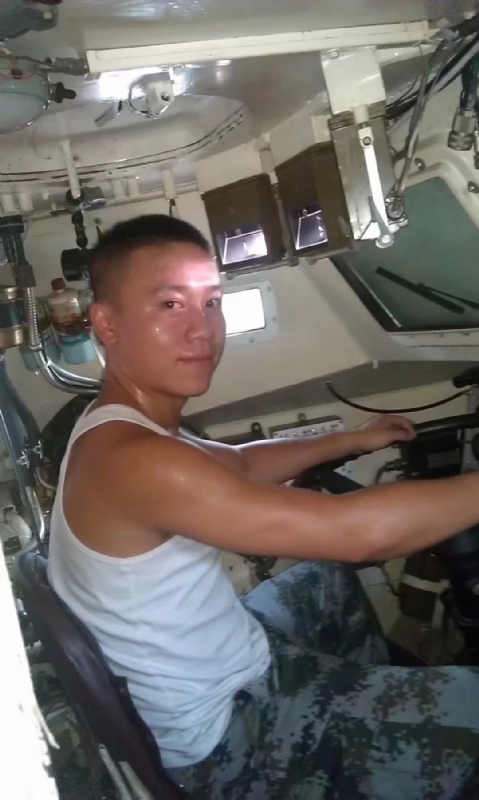 哥哥的第一张照片--包头相亲服务中心