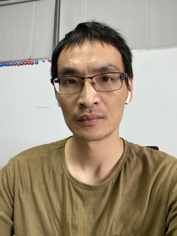 孤独的根号三的第一张照片--包头相亲服务中心