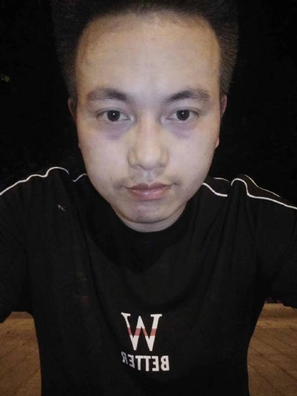 拓荒者的第一张照片--包头相亲服务中心