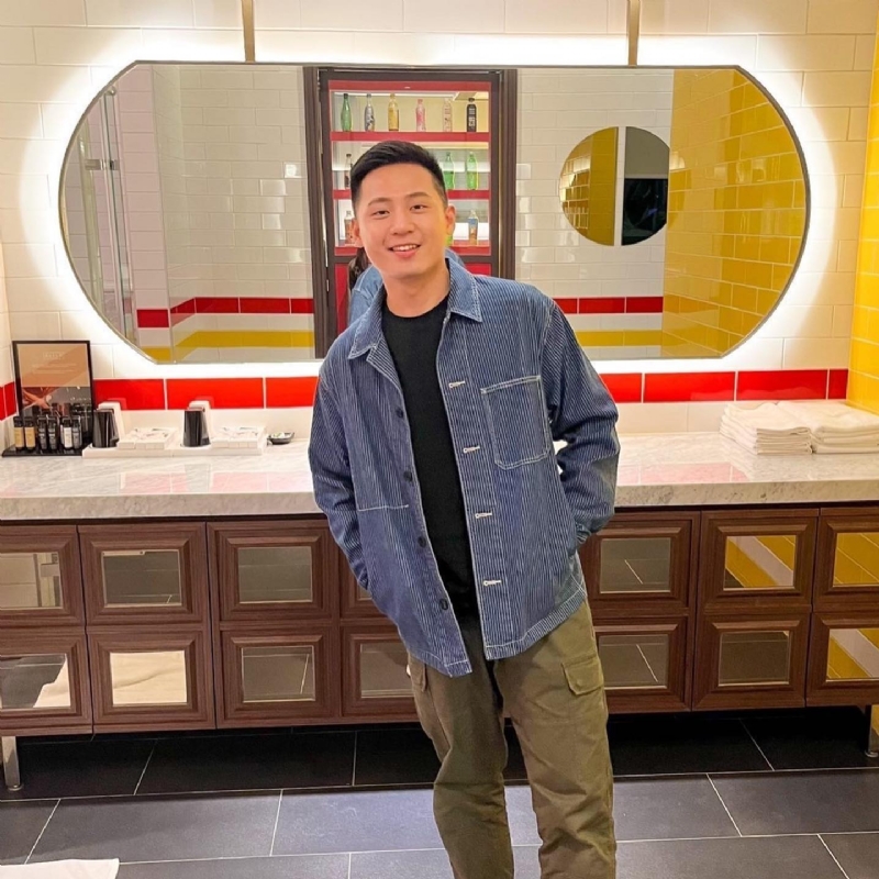 孤獨的男人的第一张照片--包头相亲服务中心