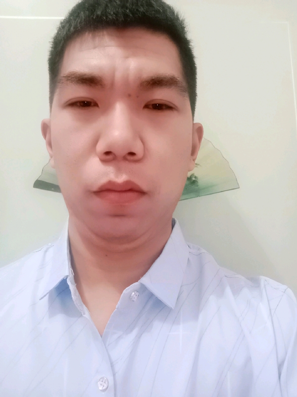 逍遥哥的第一张照片--包头相亲服务中心