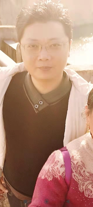 邓生的第二张照片--包头相亲服务中心