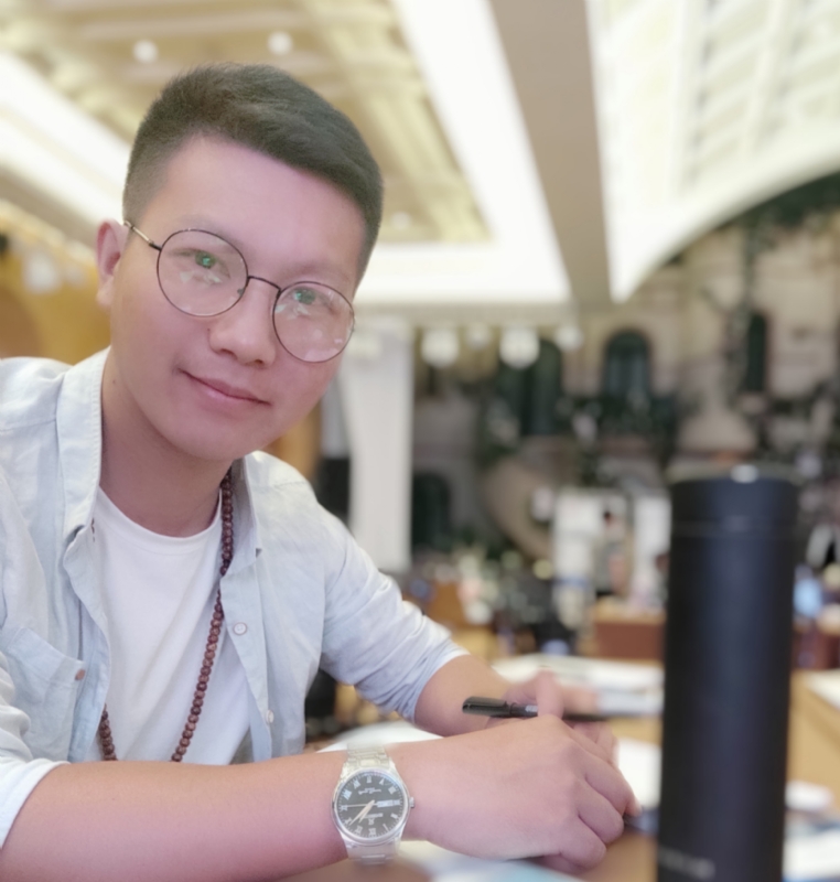 黄先生的第一张照片--包头相亲服务中心