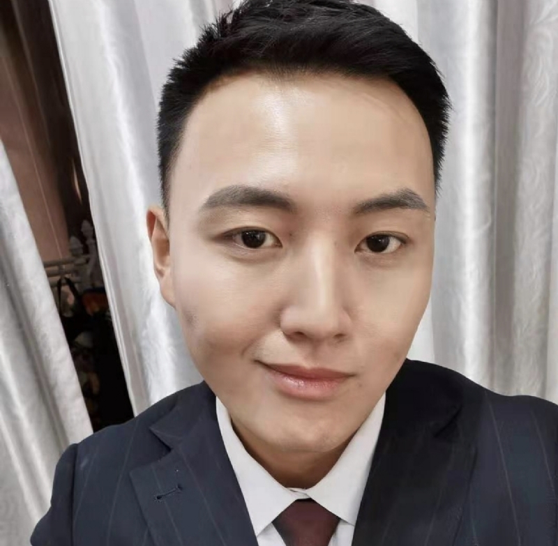 英俊潇洒的第二张照片--包头相亲服务中心