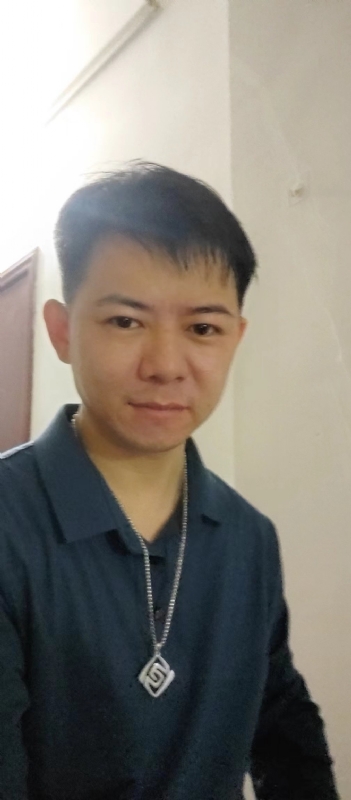 哲平的第一张照片--包头相亲服务中心