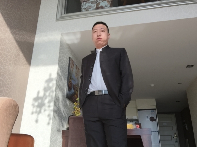 雅小炁的第一张照片--包头相亲服务中心