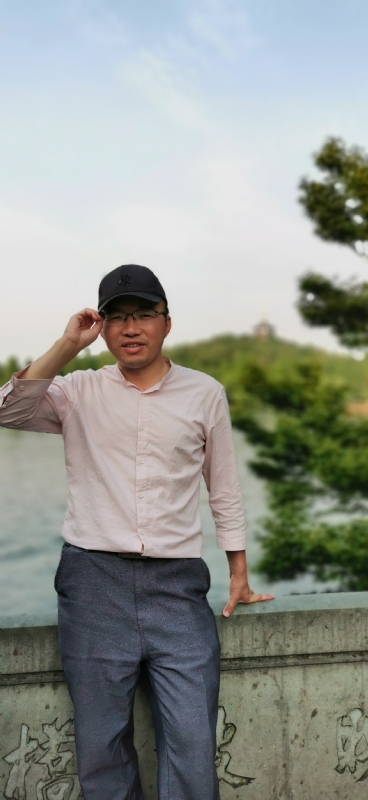 大叔有点忙的第三张照片--包头相亲服务中心