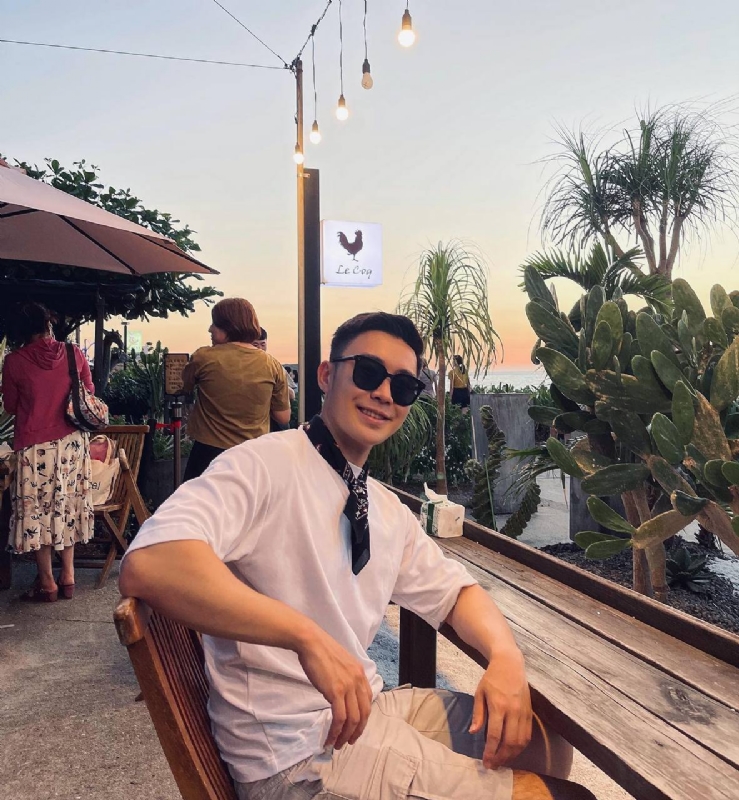 小可爱的第一张照片--包头相亲服务中心